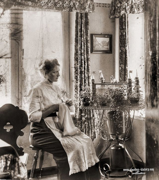 victorian-edwardian-interior-wm.jpg